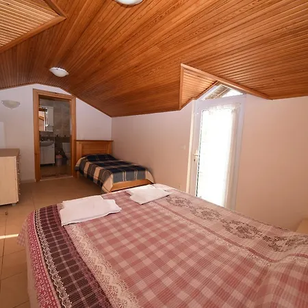 Apartment Apart Flat